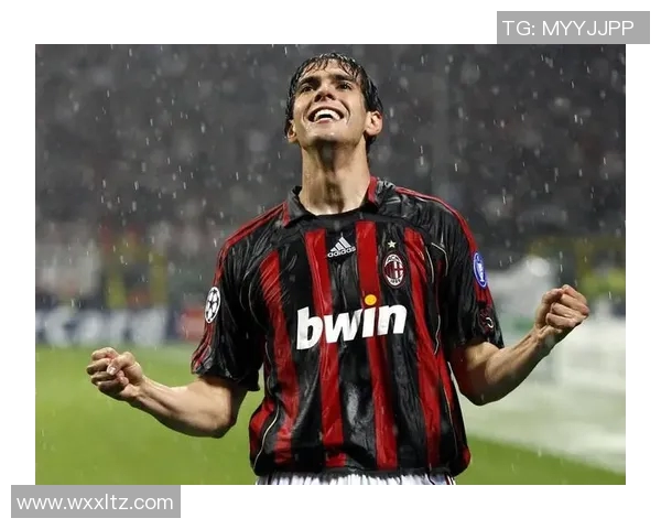 七号足球球星的传奇故事与辉煌成就盘点