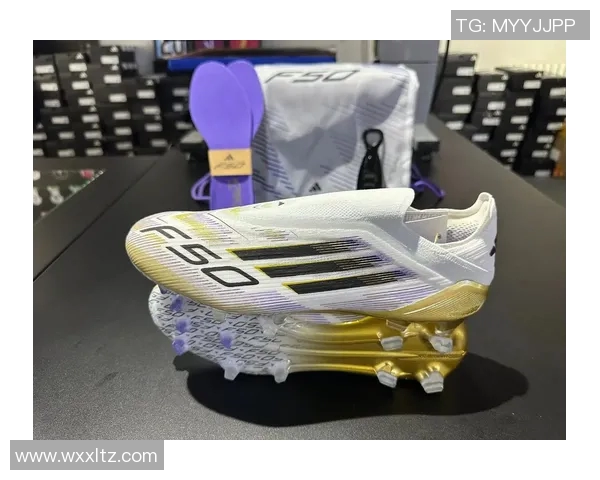 哪些足球明星推出了自己的专属足球鞋与品牌合作故事